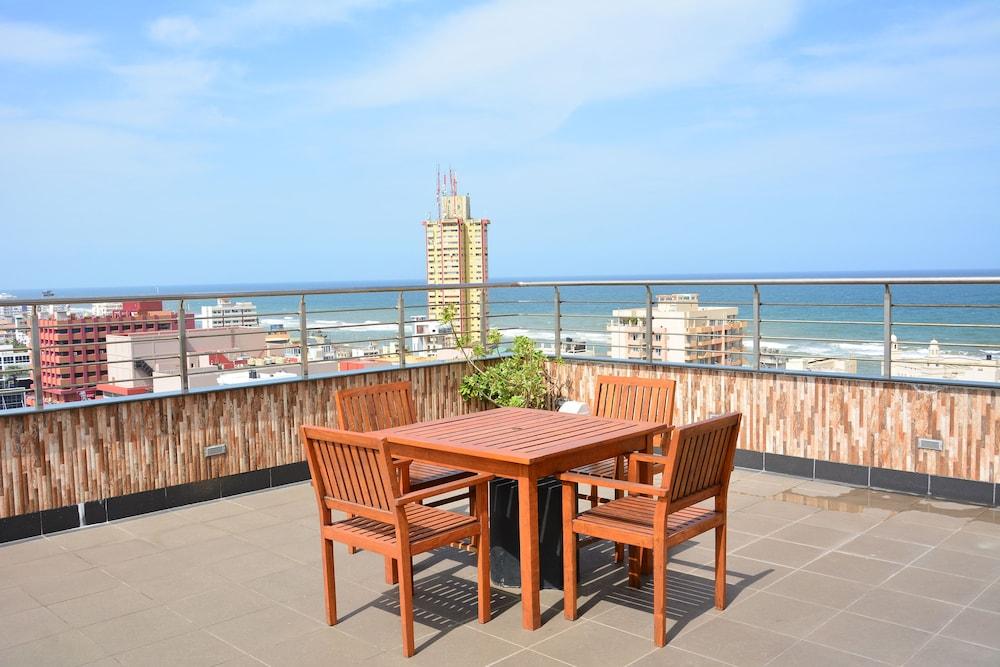 Pearl Grand Hotel Colombo Exterior foto