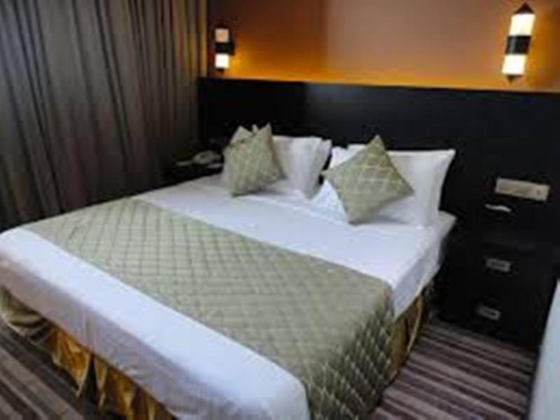 Pearl Grand Hotel Colombo Exterior foto